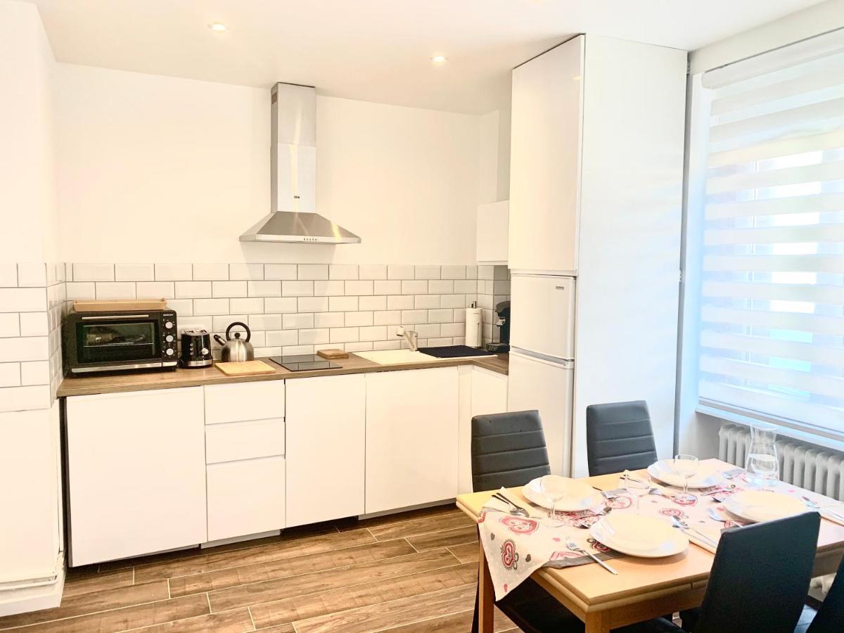 Du Grillen Apartment *